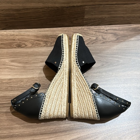 Kate Spade Black Palma Espadrilles Ankle Strap Gold Tone Accent Wedge 8 NWOB - Picture 13 of 17
